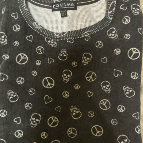 NWOT PJ Salvage Skull/ peace tank size Medium 💀☮️ - Picture 10 of 10